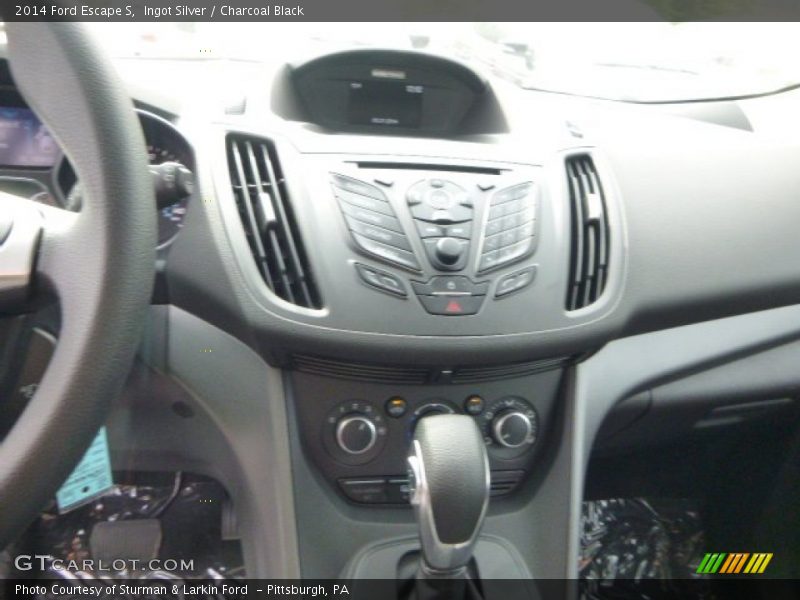 Ingot Silver / Charcoal Black 2014 Ford Escape S
