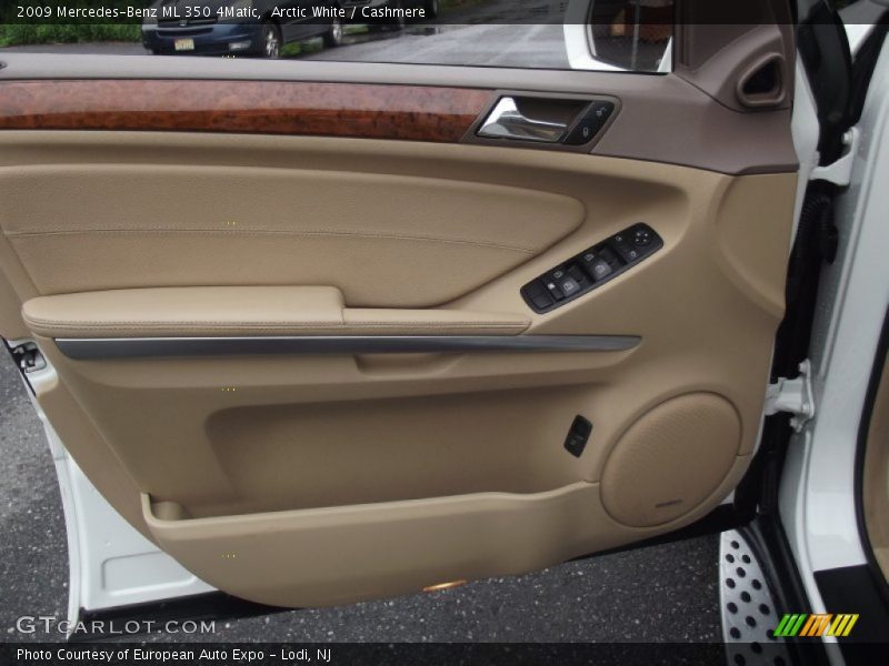 Arctic White / Cashmere 2009 Mercedes-Benz ML 350 4Matic