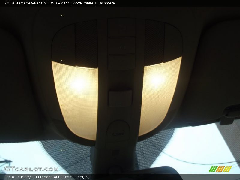 Arctic White / Cashmere 2009 Mercedes-Benz ML 350 4Matic