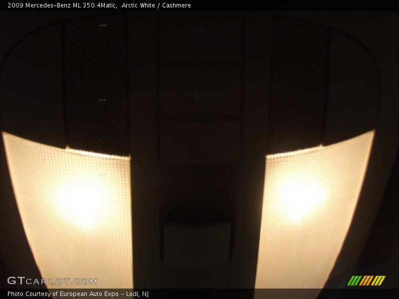 Arctic White / Cashmere 2009 Mercedes-Benz ML 350 4Matic