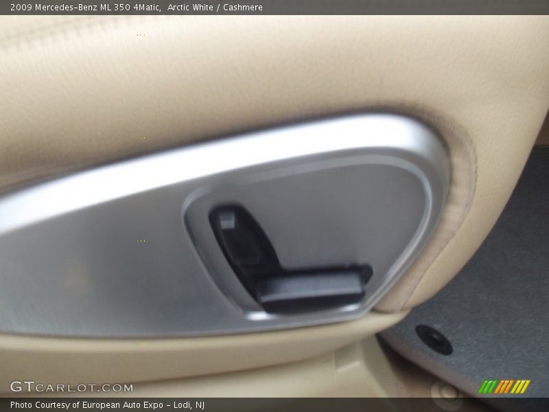 Arctic White / Cashmere 2009 Mercedes-Benz ML 350 4Matic