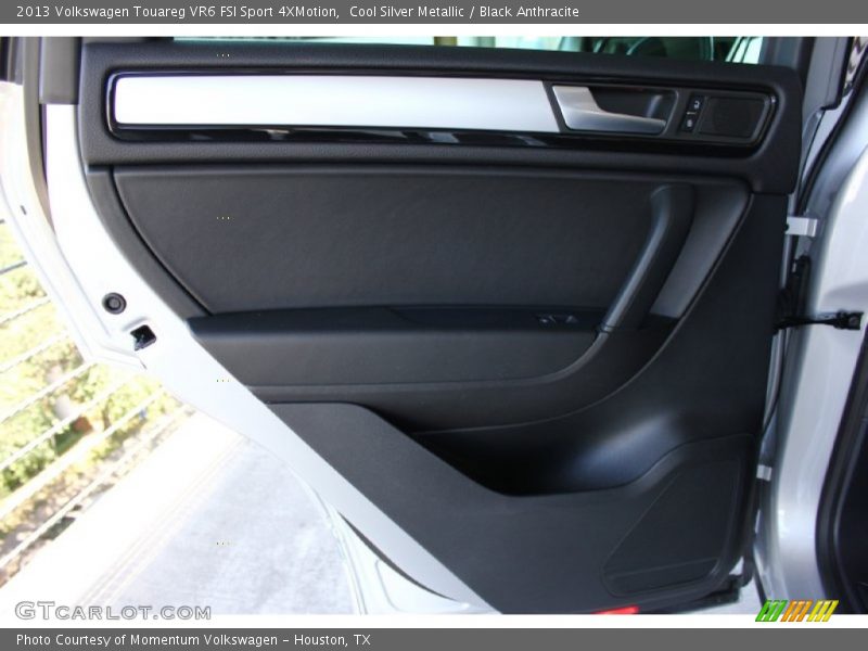 Cool Silver Metallic / Black Anthracite 2013 Volkswagen Touareg VR6 FSI Sport 4XMotion