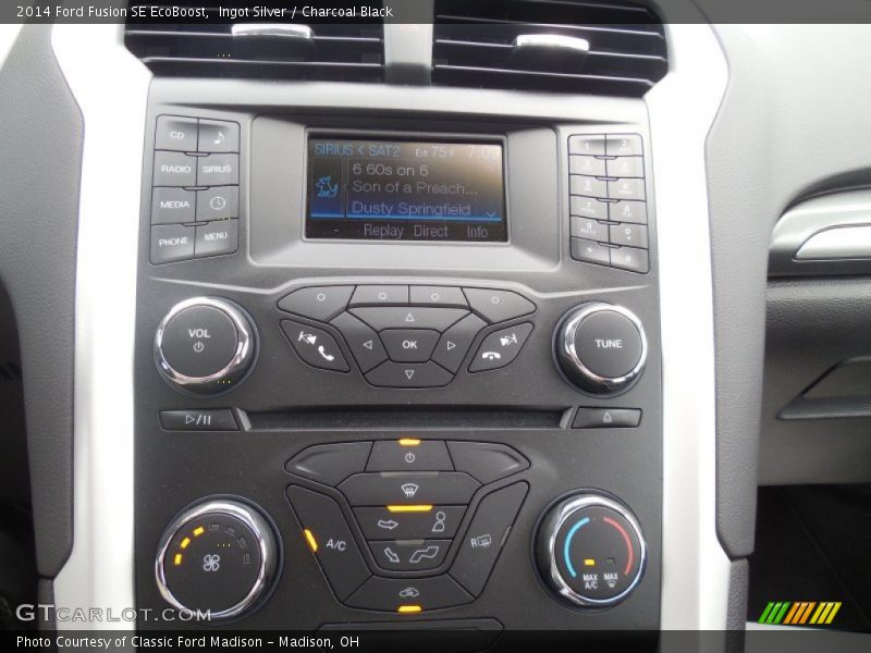 Ingot Silver / Charcoal Black 2014 Ford Fusion SE EcoBoost