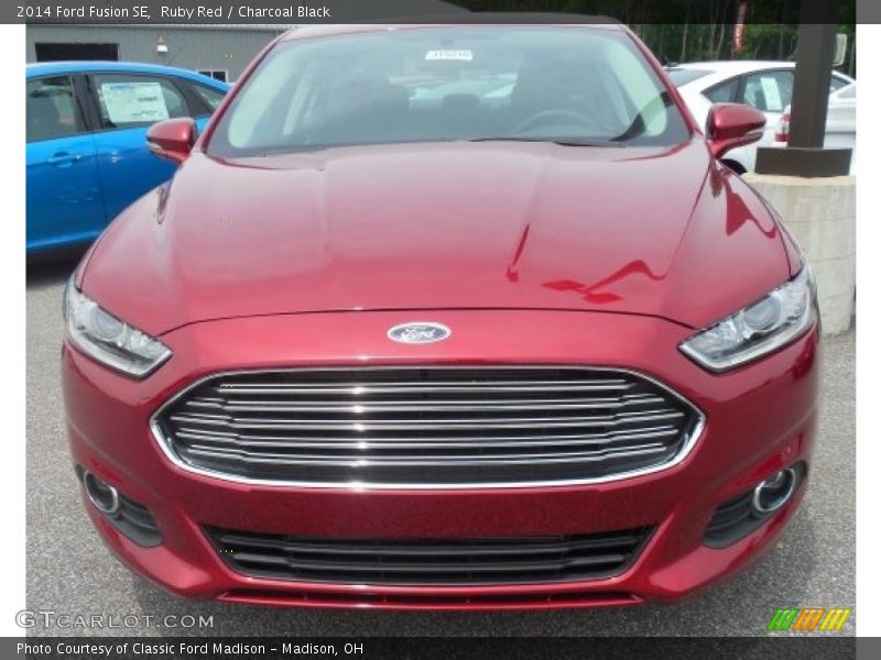 Ruby Red / Charcoal Black 2014 Ford Fusion SE