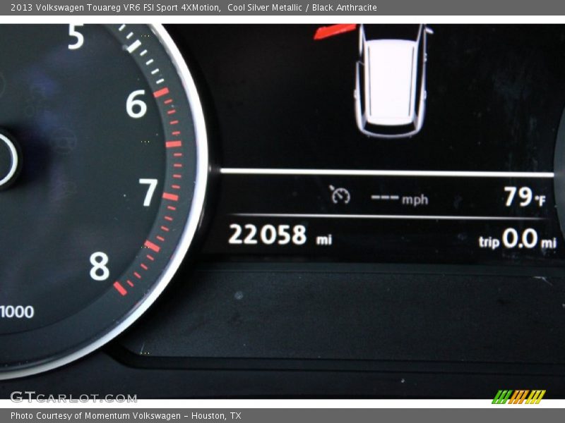 Cool Silver Metallic / Black Anthracite 2013 Volkswagen Touareg VR6 FSI Sport 4XMotion