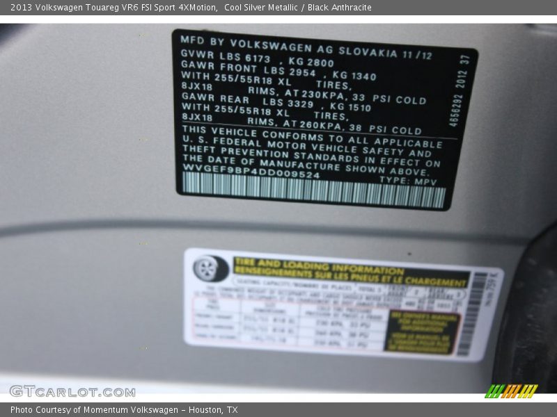Cool Silver Metallic / Black Anthracite 2013 Volkswagen Touareg VR6 FSI Sport 4XMotion