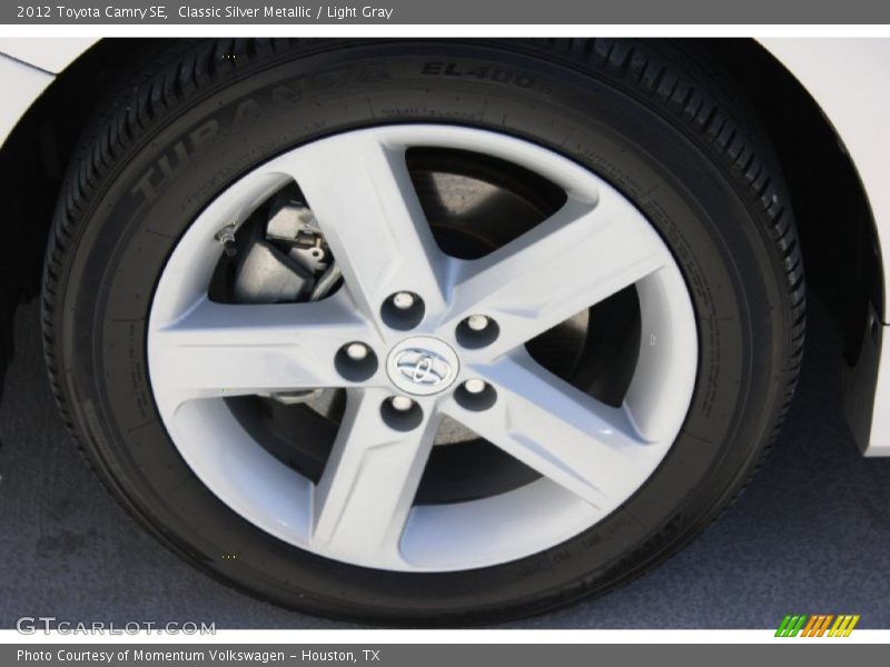 Classic Silver Metallic / Light Gray 2012 Toyota Camry SE