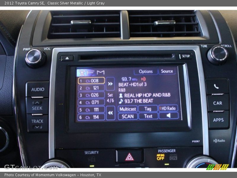 Classic Silver Metallic / Light Gray 2012 Toyota Camry SE