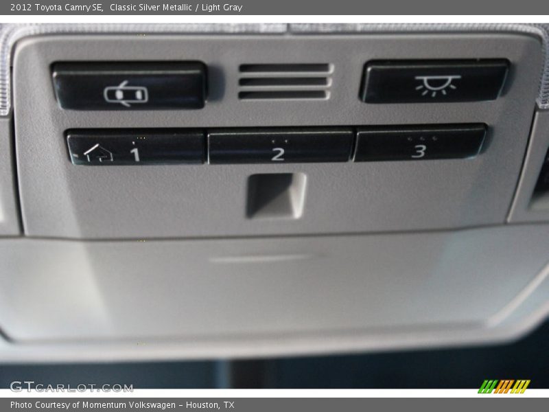 Classic Silver Metallic / Light Gray 2012 Toyota Camry SE