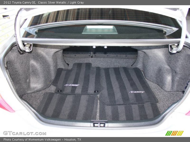 Classic Silver Metallic / Light Gray 2012 Toyota Camry SE