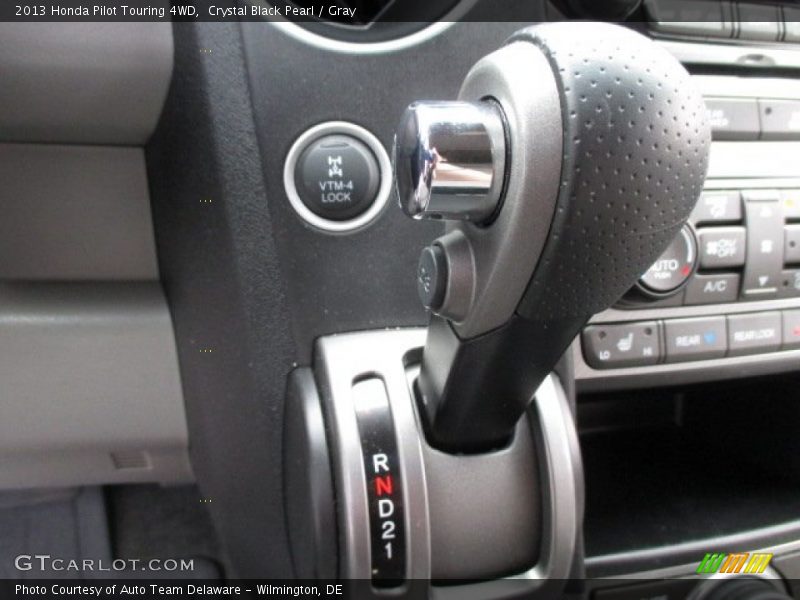 Crystal Black Pearl / Gray 2013 Honda Pilot Touring 4WD