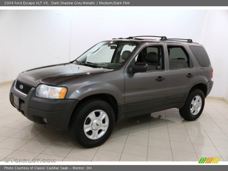 Front 3/4 View of 2004 Escape XLT V6