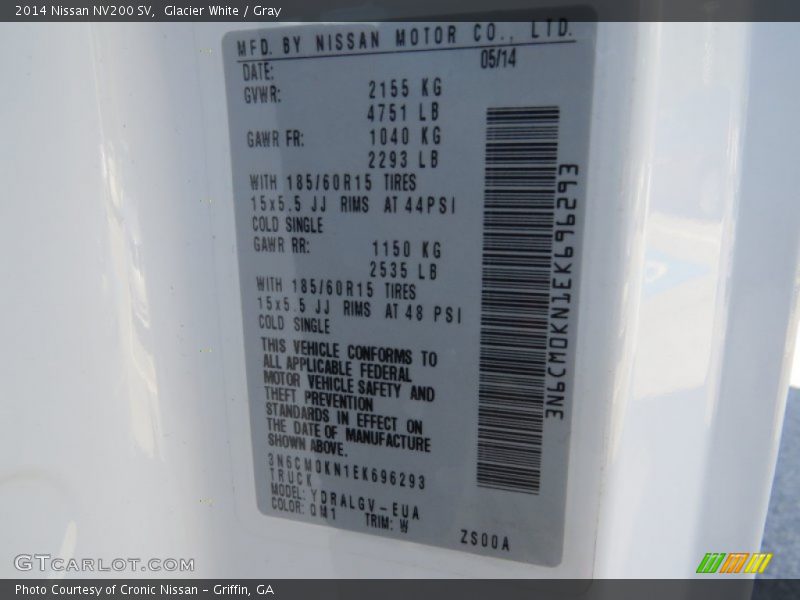 Glacier White / Gray 2014 Nissan NV200 SV