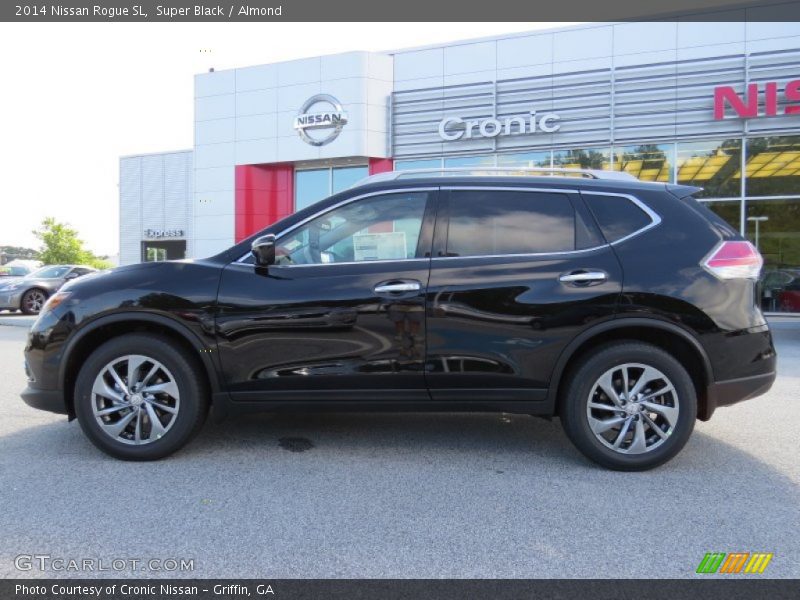 Super Black / Almond 2014 Nissan Rogue SL