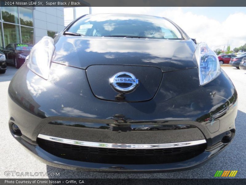 Super Black / Black 2014 Nissan LEAF SV