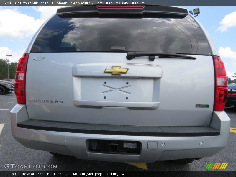 Sheer Silver Metallic / Light Titanium/Dark Titanium 2011 Chevrolet Suburban LT