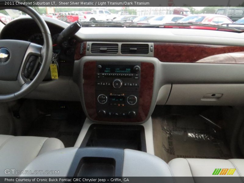 Sheer Silver Metallic / Light Titanium/Dark Titanium 2011 Chevrolet Suburban LT