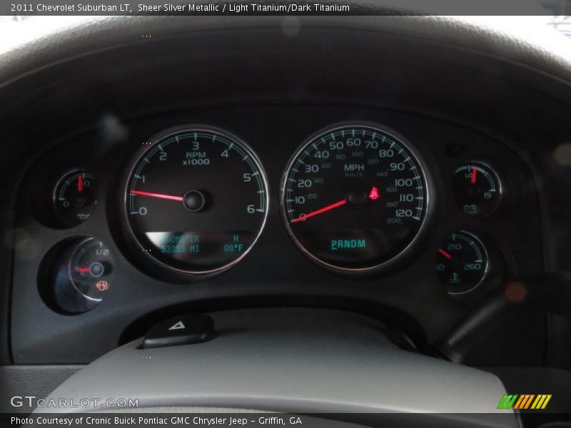 Sheer Silver Metallic / Light Titanium/Dark Titanium 2011 Chevrolet Suburban LT