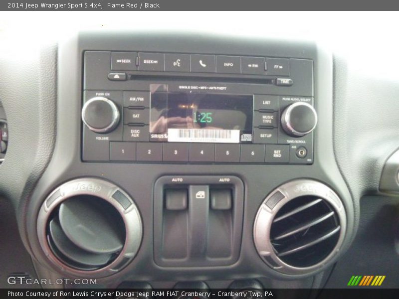 Controls of 2014 Wrangler Sport S 4x4