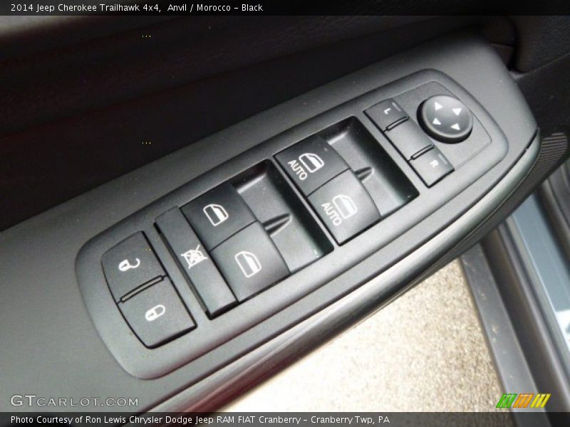 Anvil / Morocco - Black 2014 Jeep Cherokee Trailhawk 4x4