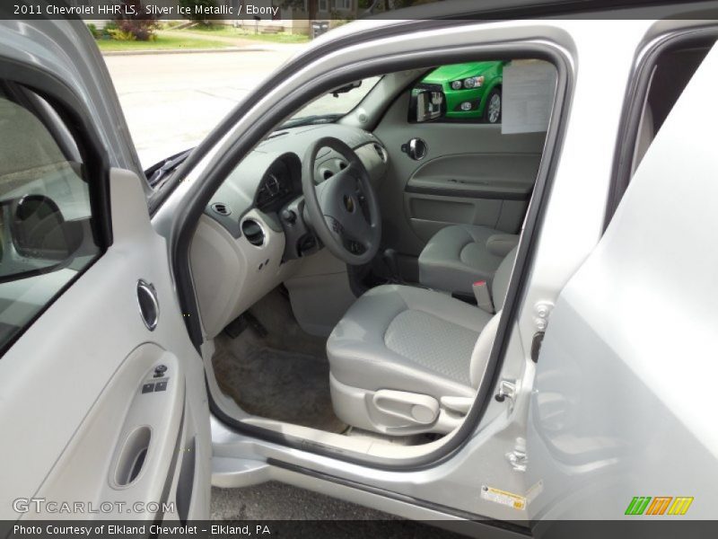 Silver Ice Metallic / Ebony 2011 Chevrolet HHR LS