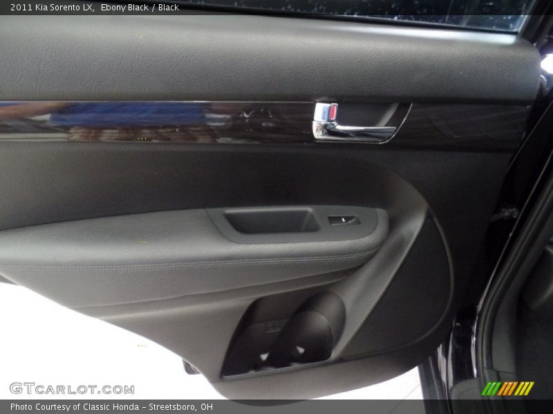 Ebony Black / Black 2011 Kia Sorento LX