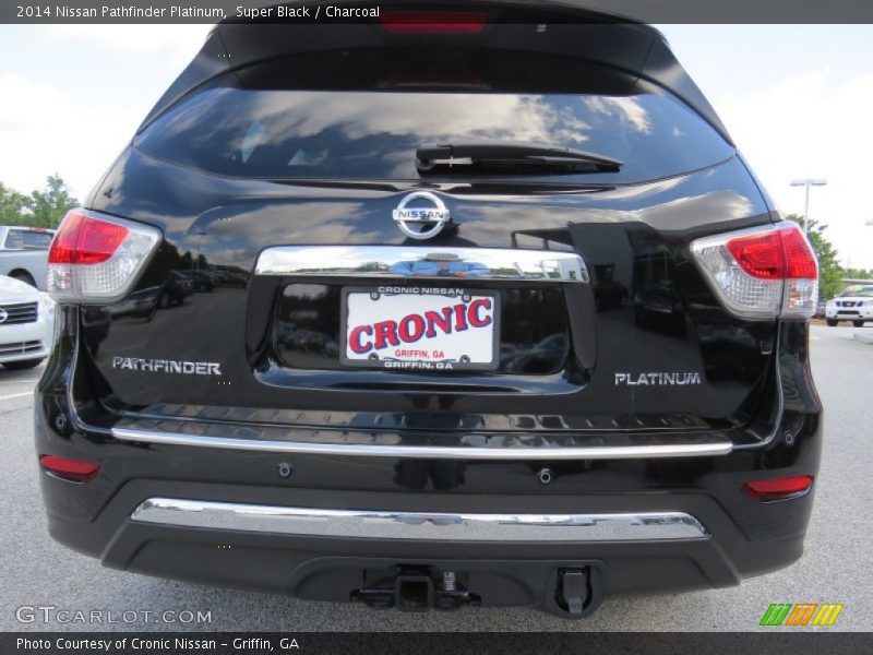 Super Black / Charcoal 2014 Nissan Pathfinder Platinum