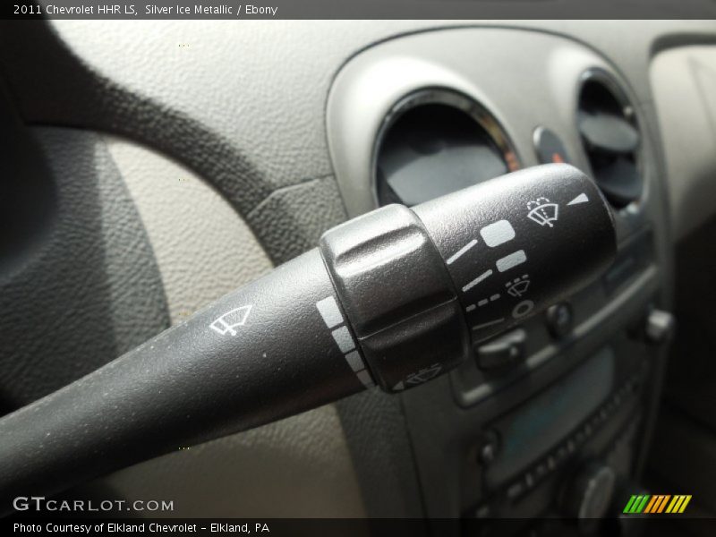 Silver Ice Metallic / Ebony 2011 Chevrolet HHR LS
