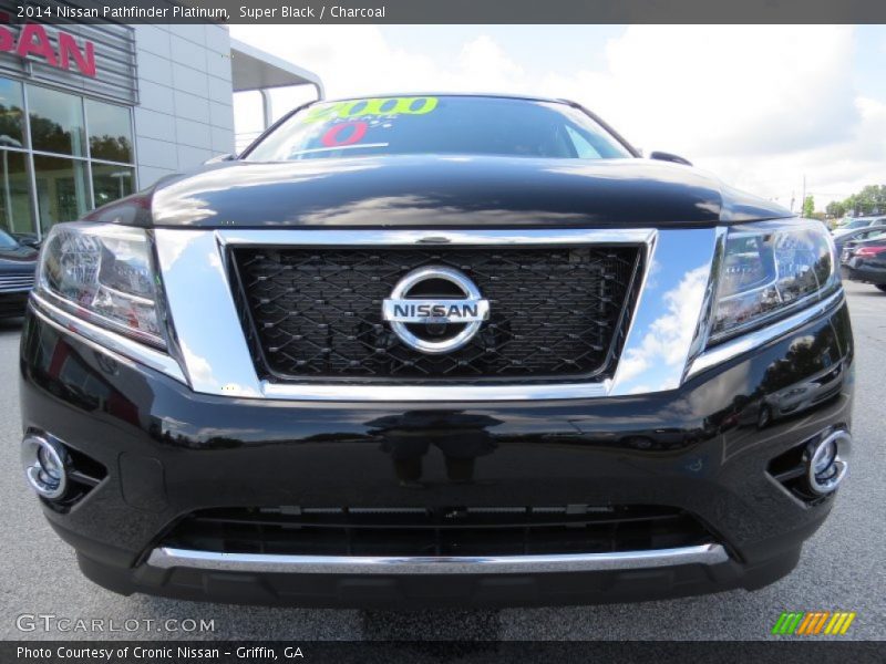 Super Black / Charcoal 2014 Nissan Pathfinder Platinum