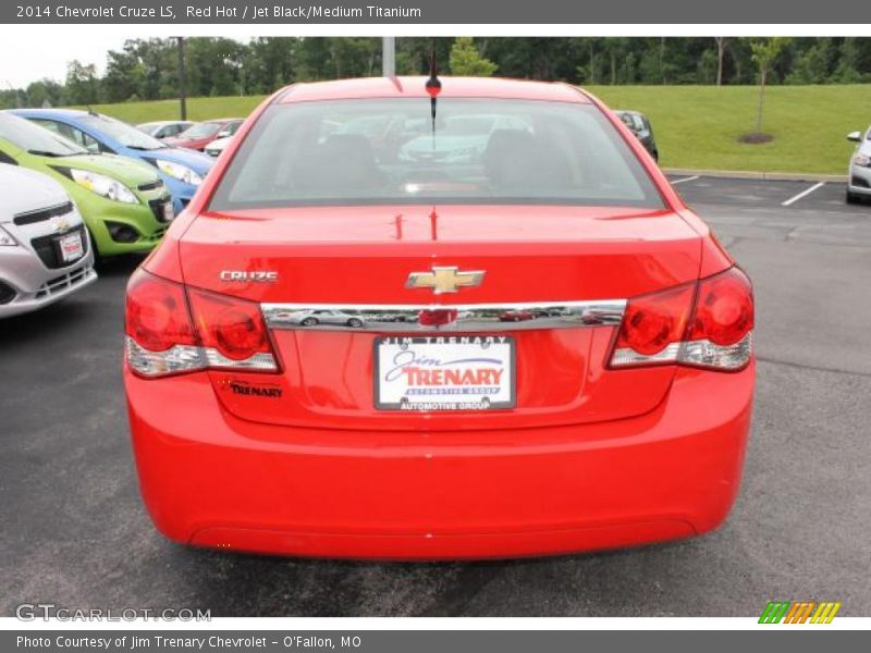 Red Hot / Jet Black/Medium Titanium 2014 Chevrolet Cruze LS