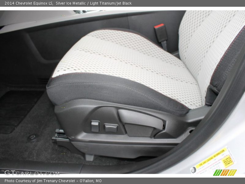 Silver Ice Metallic / Light Titanium/Jet Black 2014 Chevrolet Equinox LS