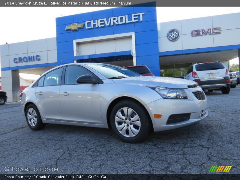Silver Ice Metallic / Jet Black/Medium Titanium 2014 Chevrolet Cruze LS