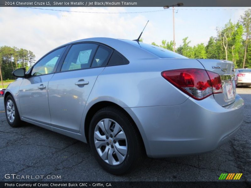 Silver Ice Metallic / Jet Black/Medium Titanium 2014 Chevrolet Cruze LS