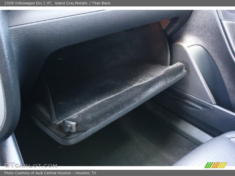 Island Grey Metallic / Titan Black 2008 Volkswagen Eos 2.0T