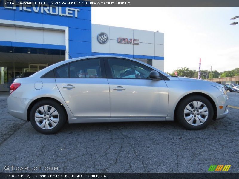 Silver Ice Metallic / Jet Black/Medium Titanium 2014 Chevrolet Cruze LS