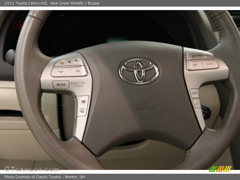 Aloe Green Metallic / Bisque 2011 Toyota Camry XLE