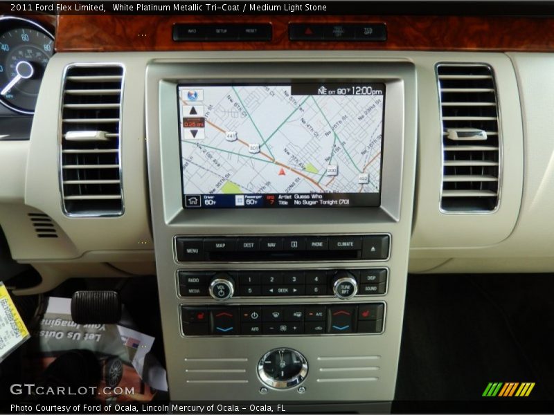 White Platinum Metallic Tri-Coat / Medium Light Stone 2011 Ford Flex Limited
