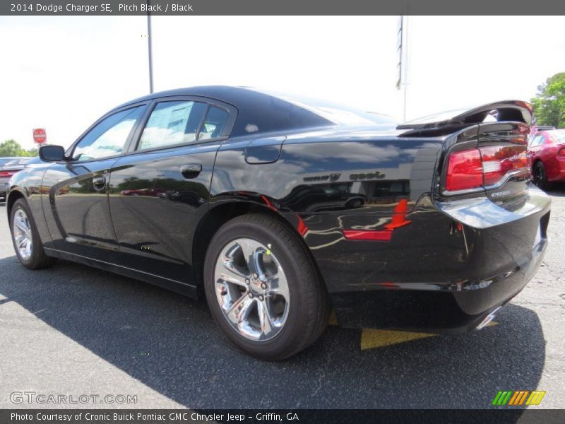 Pitch Black / Black 2014 Dodge Charger SE