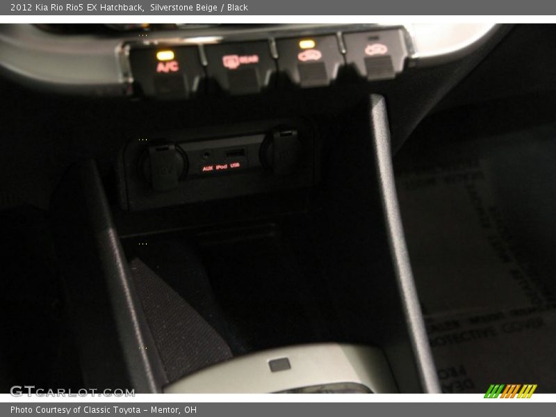 Silverstone Beige / Black 2012 Kia Rio Rio5 EX Hatchback