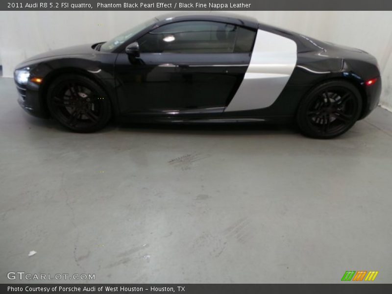  2011 R8 5.2 FSI quattro Phantom Black Pearl Effect