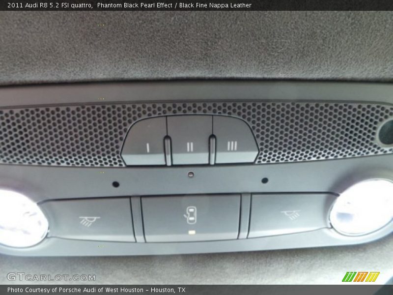 Phantom Black Pearl Effect / Black Fine Nappa Leather 2011 Audi R8 5.2 FSI quattro