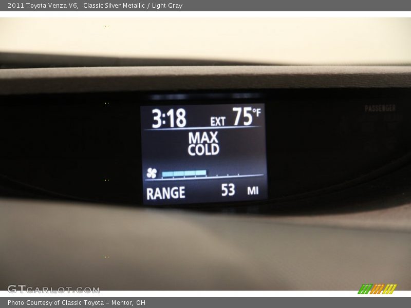 Classic Silver Metallic / Light Gray 2011 Toyota Venza V6