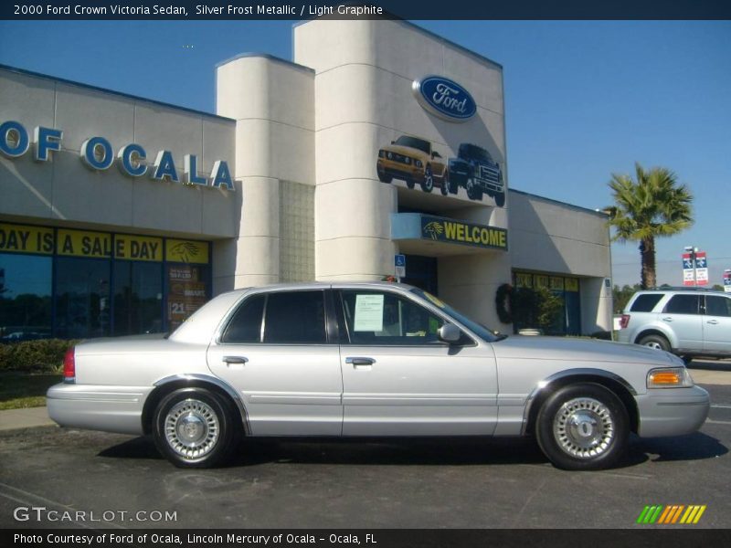 Silver Frost Metallic / Light Graphite 2000 Ford Crown Victoria Sedan