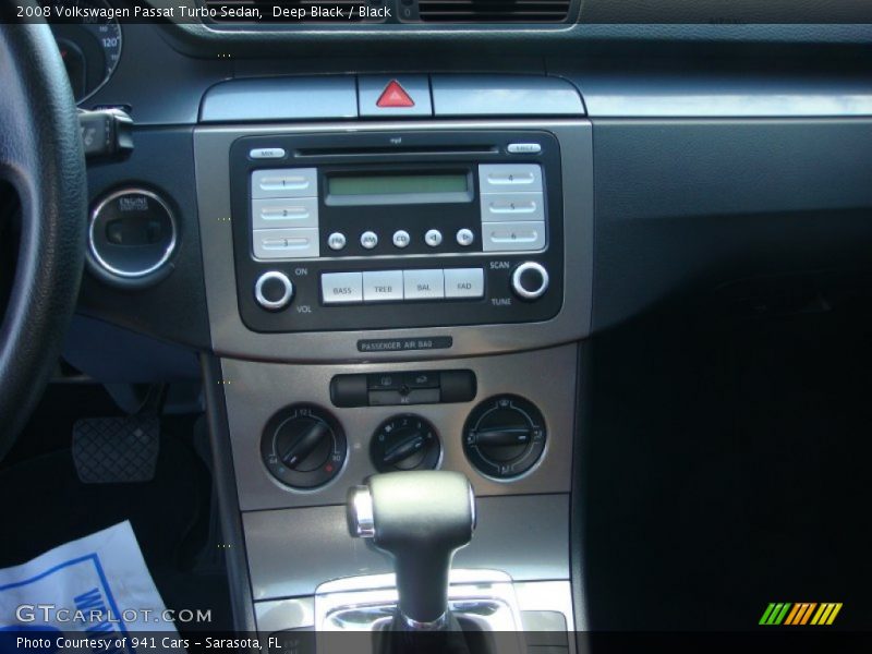 Deep Black / Black 2008 Volkswagen Passat Turbo Sedan