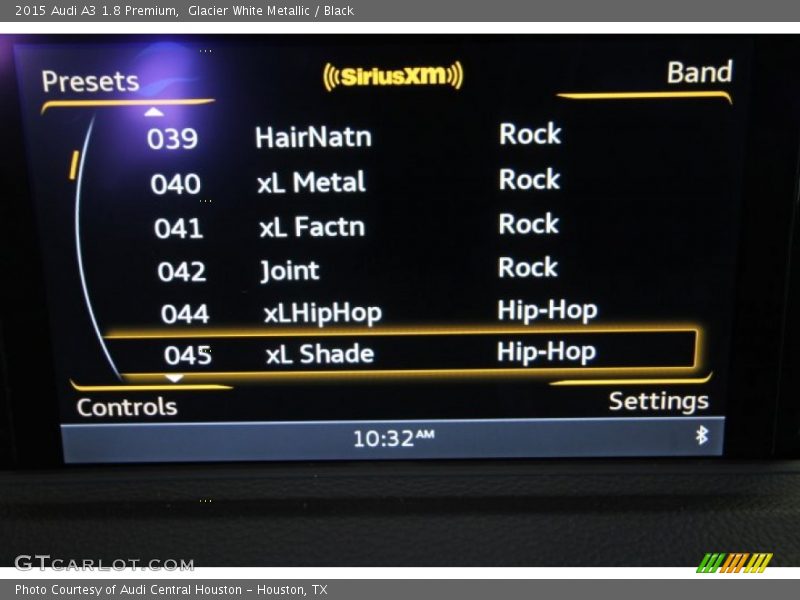 Glacier White Metallic / Black 2015 Audi A3 1.8 Premium