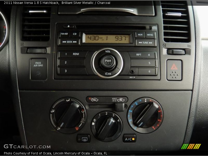 Controls of 2011 Versa 1.8 S Hatchback