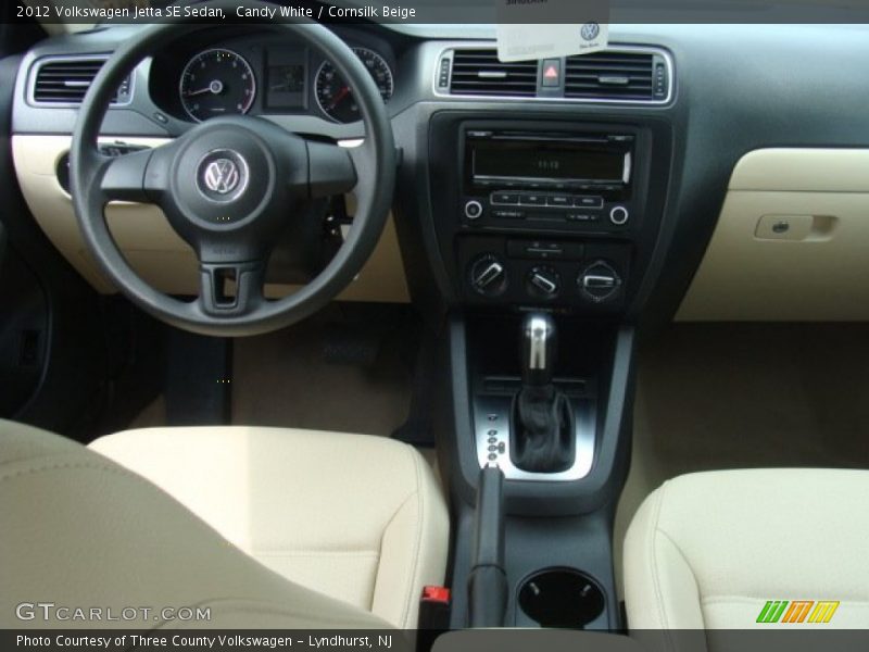 Candy White / Cornsilk Beige 2012 Volkswagen Jetta SE Sedan