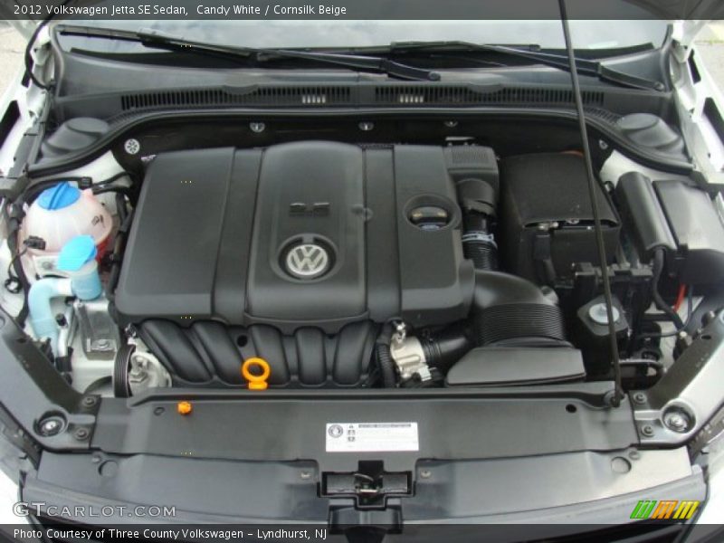 Candy White / Cornsilk Beige 2012 Volkswagen Jetta SE Sedan