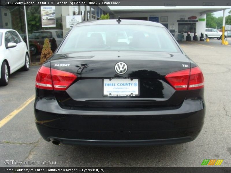Black / Titan Black 2014 Volkswagen Passat 1.8T Wolfsburg Edition