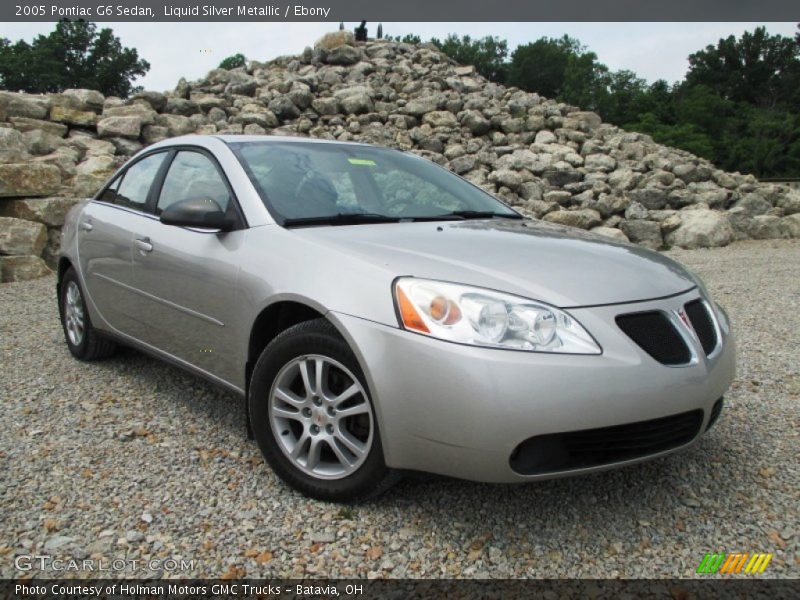 Front 3/4 View of 2005 G6 Sedan